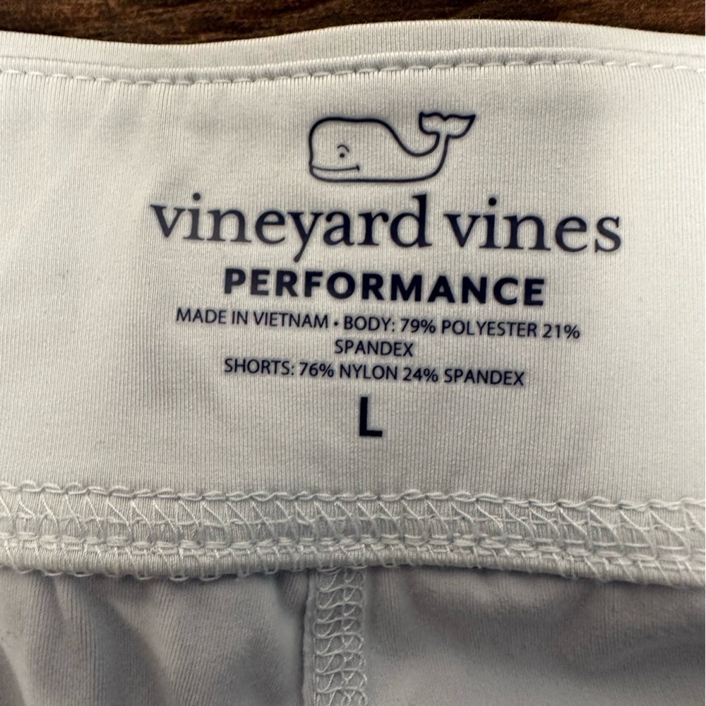 Vineyard Vines Performance Pleated Skort Ice Water Size: large - Picture 5 of 8
